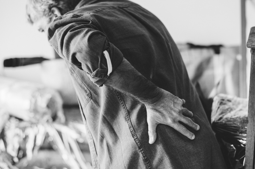 How to give yourself a 5-minute massage for lower back pain