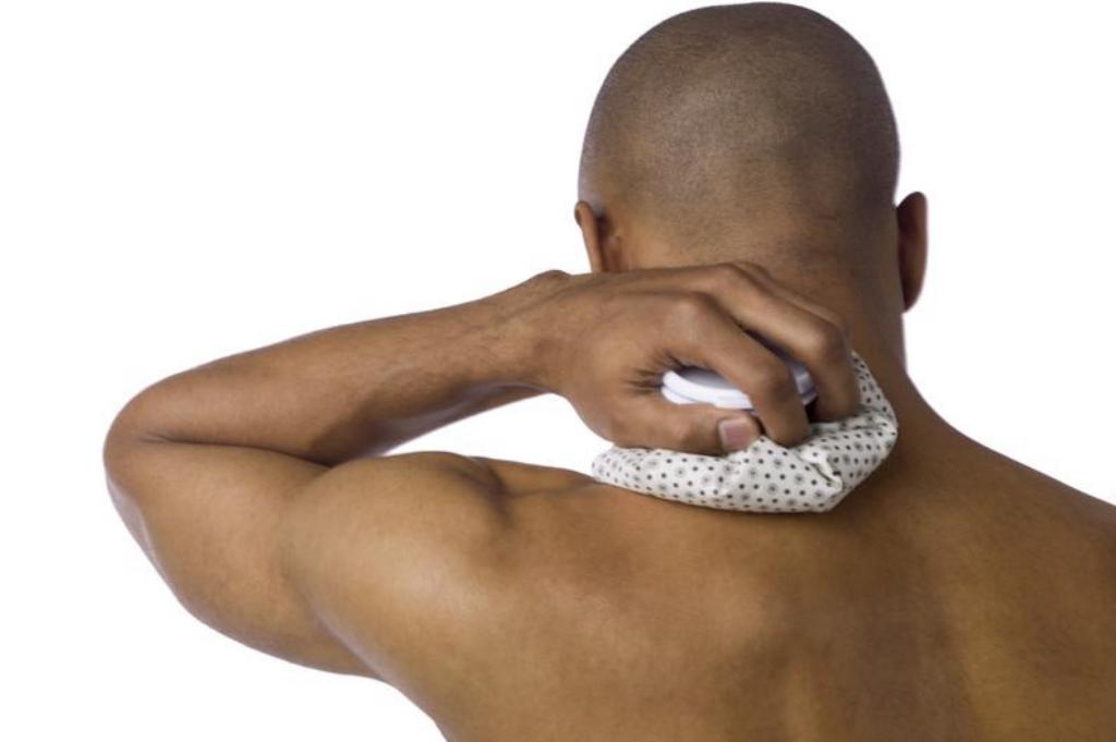 When To Use Heat vs. Ice For Injuries Moji